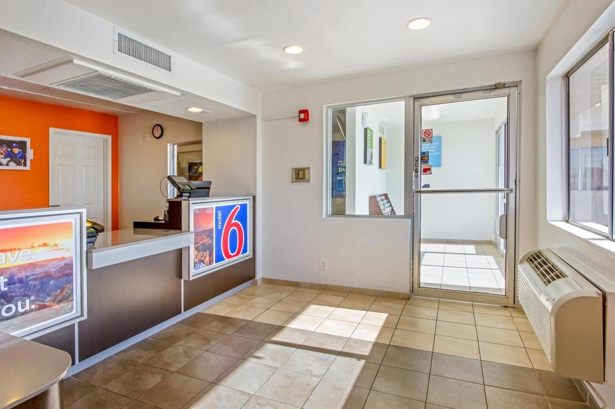 Motel 6-Phoenix, Az - North Bell Road Exterior photo