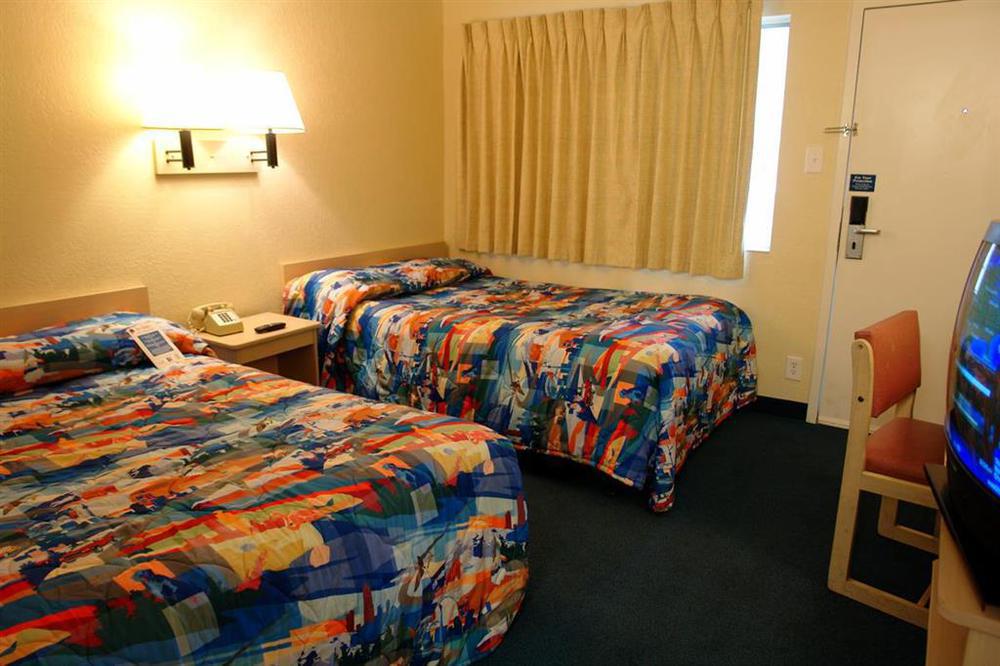 Motel 6-Phoenix, Az - North Bell Road Room photo